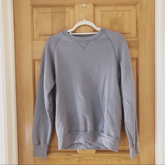 Brandy Melville Sweaters - Brandy Melville Crew Neck